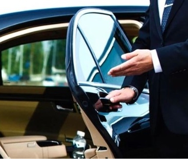 Ensuring Safety with Luxury Transportation in Seattle