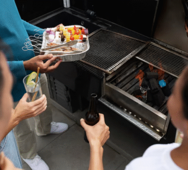 Gas vs Charcoal Grilling: Which One Suits Your Cooking Style?