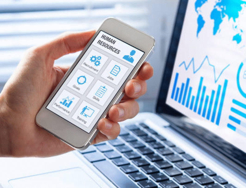 Why Businesses Need HR and Payroll Software That Works Together