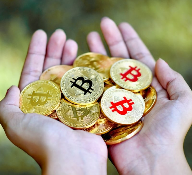 How to make money off Bitcoin