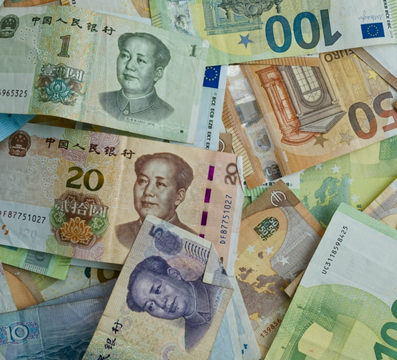 Fees and Exchange Rates: What Affects International Money Transfer