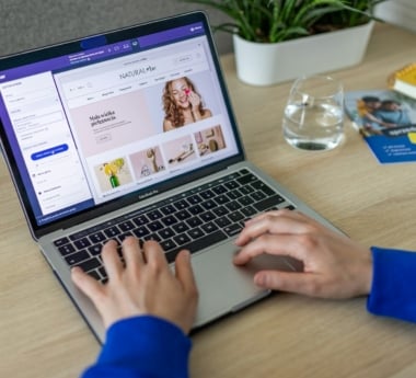 The Growing Importance of Global Sources in Manufacturer-Led B2B E-Commerce