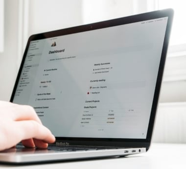 Custom Website Design Checklist: What You Should Expect From an Individual Website Designing Team