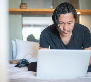 How Betting Site Design Influences User Retention (With Real Market Examples)
