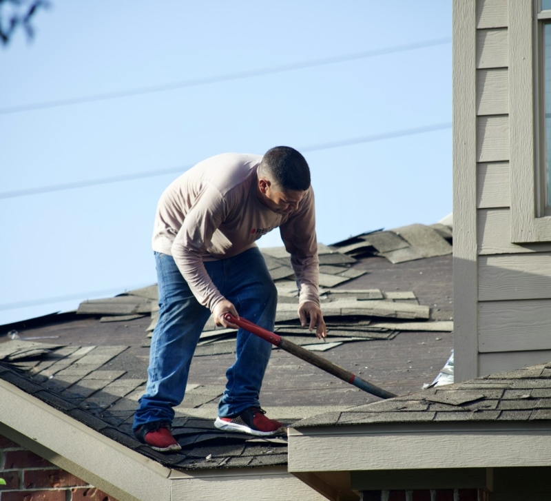 5 Risks Roofing Companies Face Without Proper Insurance Coverage