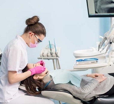 Emergency Dental Care for Seniors & Adults in Singapore: What You Should Know
