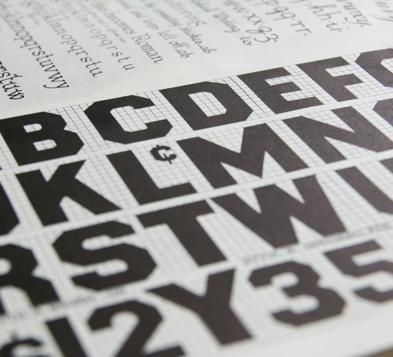 Which Free Fonts Actually Print Well? A Guide to Choosing Type for Business Cards and Brochures