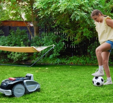 How Accurate Are GPS Robot Mowers?